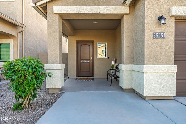 35251 W SAN ILDEFANSO Avenue, Maricopa, AZ 85138