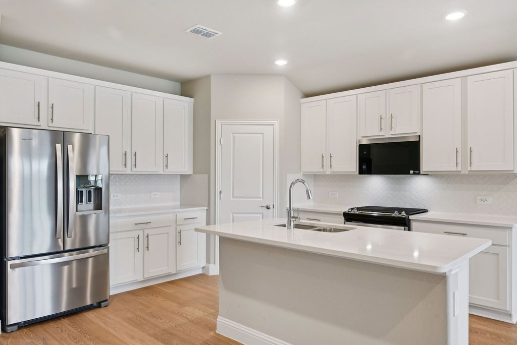 4206 Waco Drive, Farmersville, TX 75442