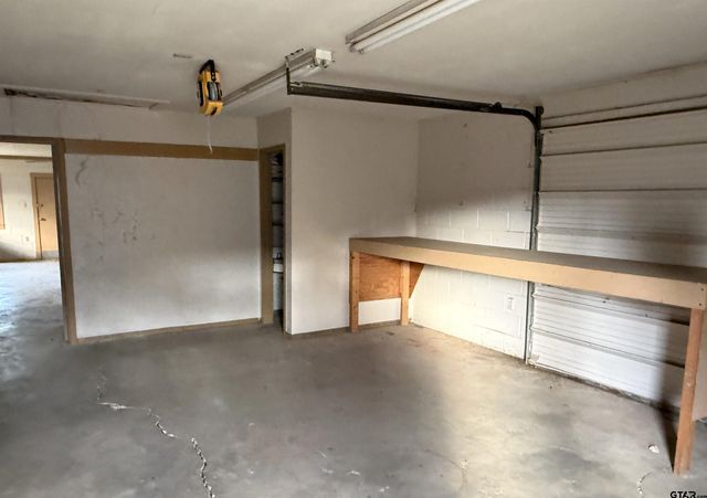 12989 W Hwy 64, Tyler, TX 75704