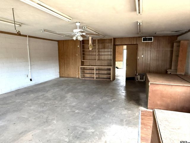 12989 W Hwy 64, Tyler, TX 75704