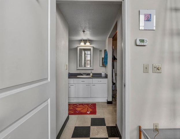 301 Central Avenue NE 300, Albuquerque, NM 87102