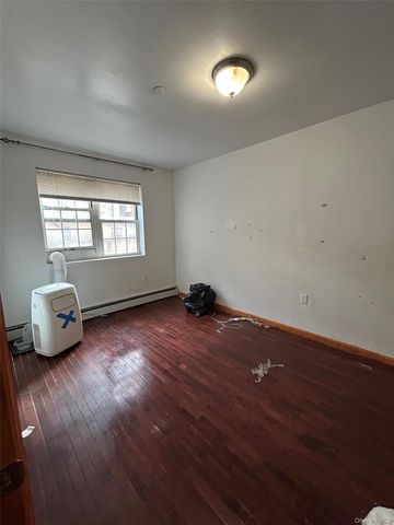 43-22 Robinson Street 2C, Flushing, NY 11355