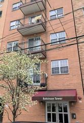 43-22 Robinson Street 2C, Flushing, NY 11355