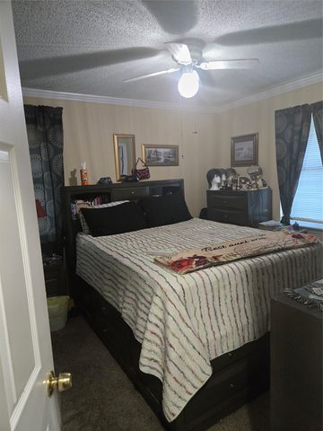 1131 Waweenoc Avenue, Dallas, TX 75216