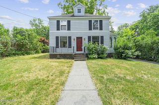 42 Saratoga Avenue, Broadalbin, NY 12025