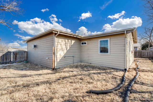 1821 W 21st St S, Wichita, KS 67217