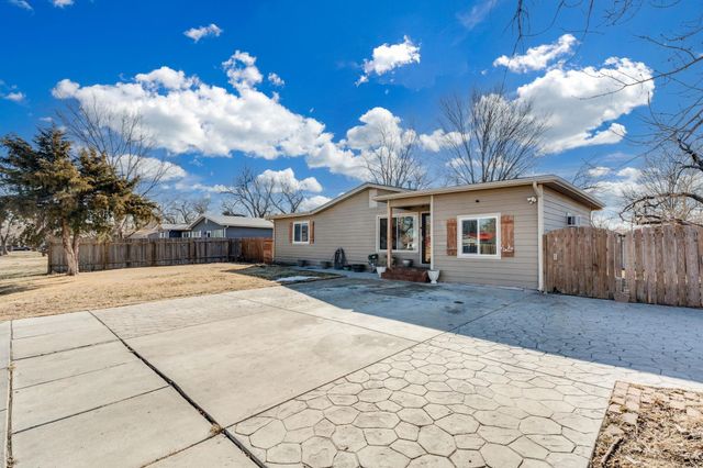 1821 W 21st St S, Wichita, KS 67217