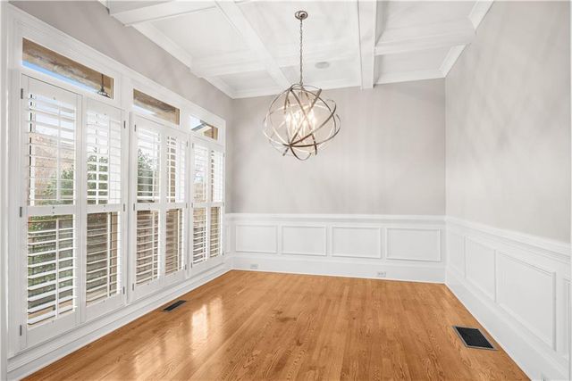 250 Mystic Ridge Hill, Sandy Springs, GA 30342