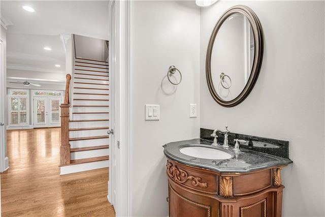 250 Mystic Ridge Hill, Sandy Springs, GA 30342