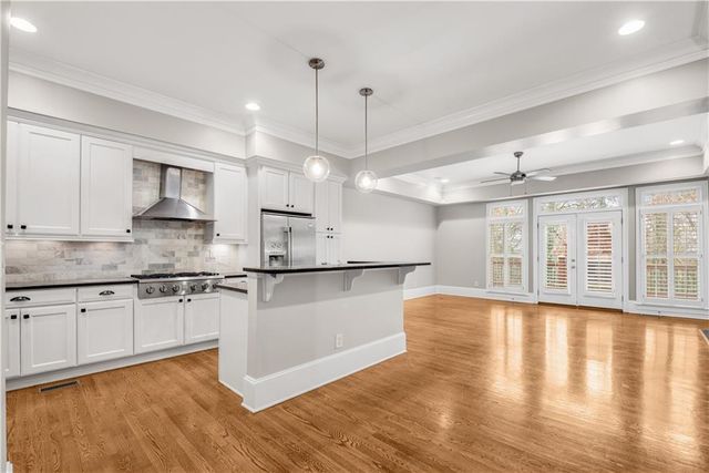 250 Mystic Ridge Hill, Sandy Springs, GA 30342