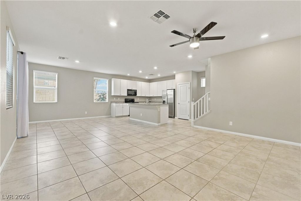 2922 Saltillo Lane, Las Vegas, NV 89121 — photo 2