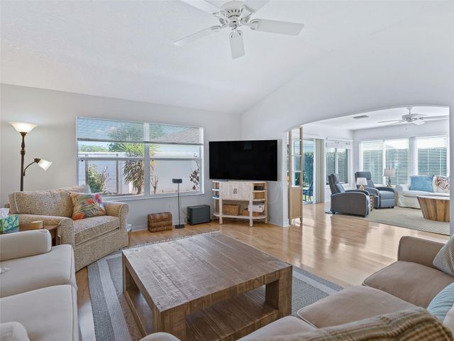 949 TANGLEWOOD PLACE, The Villages, FL 32162