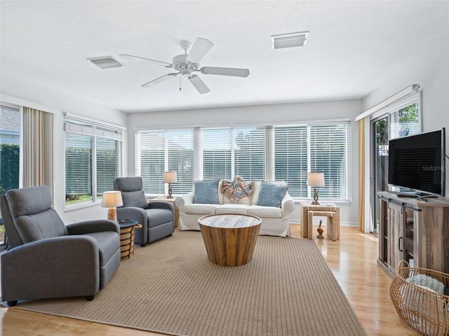 949 TANGLEWOOD PLACE, The Villages, FL 32162