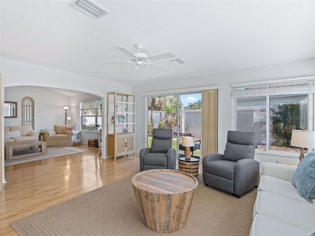 949 TANGLEWOOD PLACE, The Villages, FL 32162