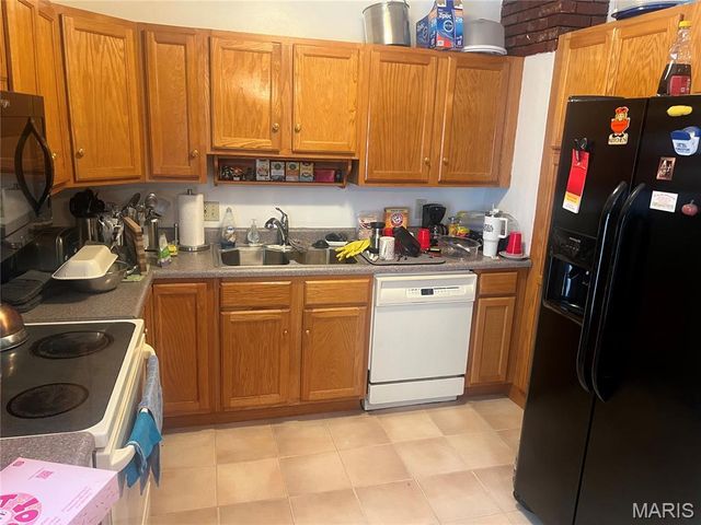 2580 Morningside Drive, Florissant, MO 63031