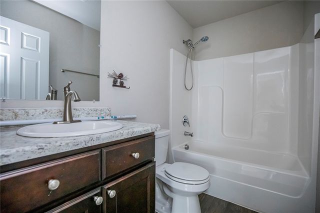 713 NW 67th Avenue, Bentonville, AR 72713