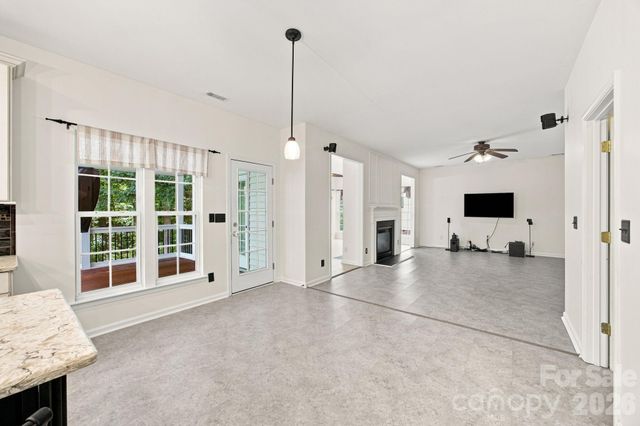 10309 Elven Lane, Charlotte, NC 28269