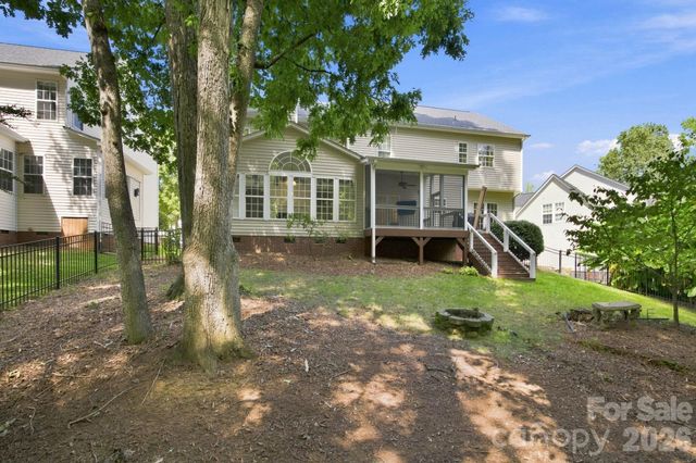10309 Elven Lane, Charlotte, NC 28269