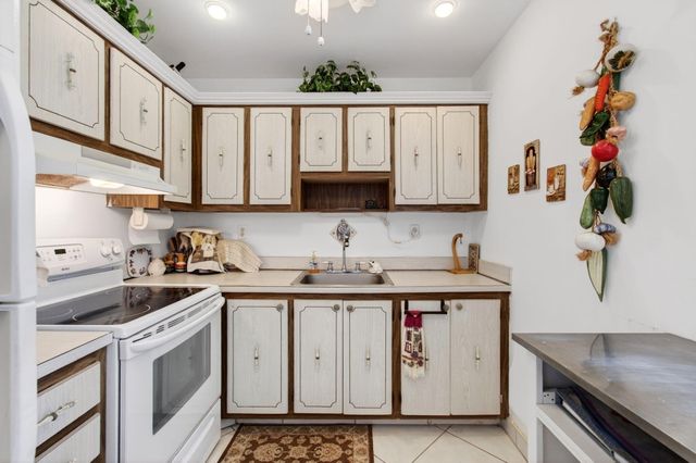 190 Piedmont D, Delray Beach, FL 33484