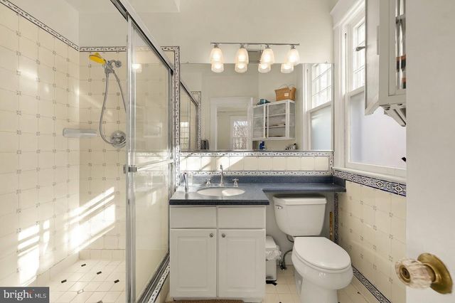 2015 ALLEN PL NW, Washington, DC 20009