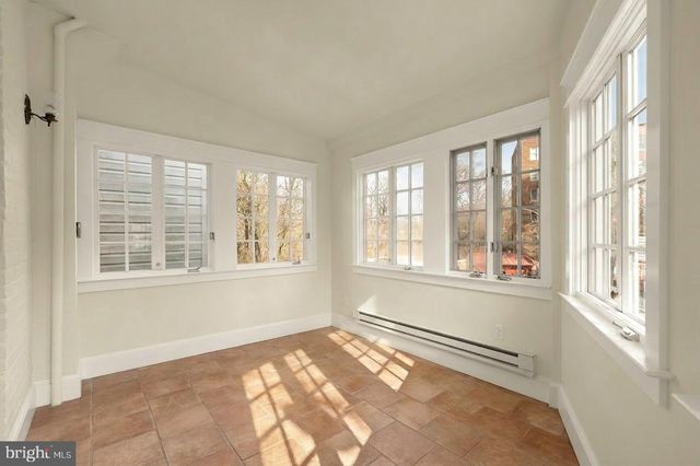 2015 ALLEN PL NW, Washington, DC 20009