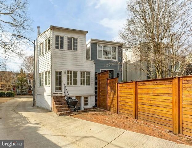 2015 ALLEN PL NW, Washington, DC 20009