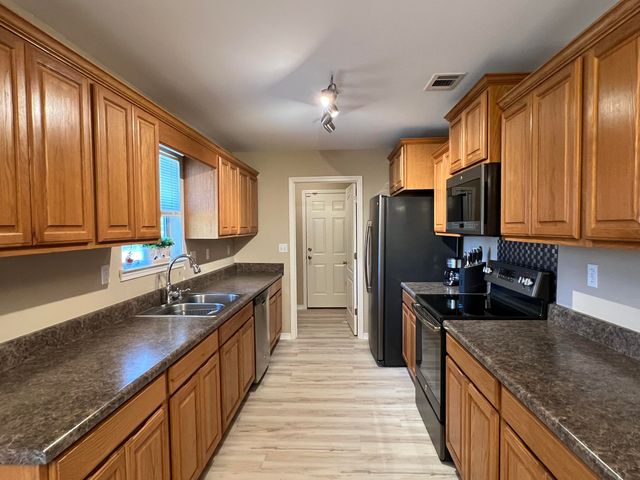 4645 Dove Way, Crestview, FL 32539