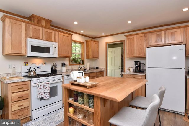 146 LAUREL AVE, Laurel, DE 19956