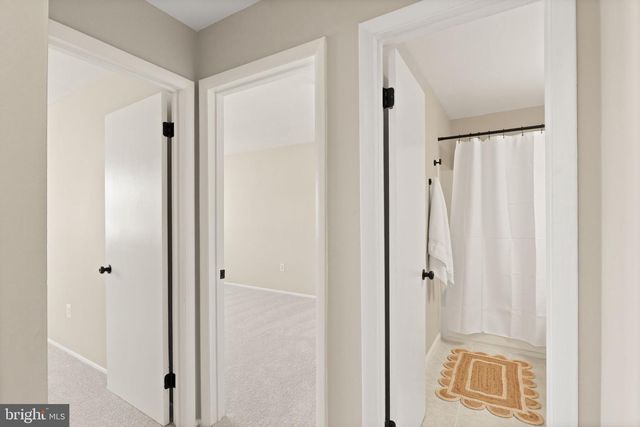 14623 BAKERSFIELD ST, Woodbridge, VA 22193