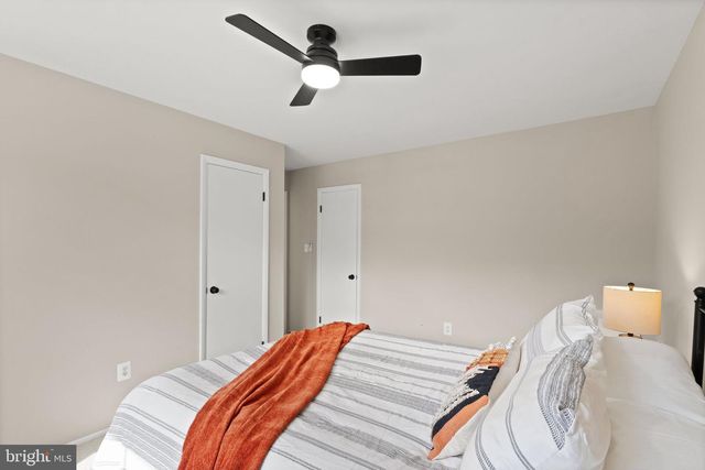 14623 BAKERSFIELD ST, Woodbridge, VA 22193