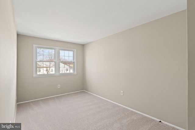 14623 BAKERSFIELD ST, Woodbridge, VA 22193