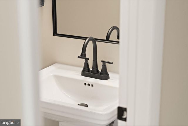 14623 BAKERSFIELD ST, Woodbridge, VA 22193