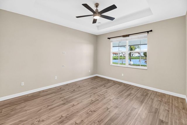 8410 NW GREENBANK Circle, Port St. Lucie, Port St Lucie, FL 34987