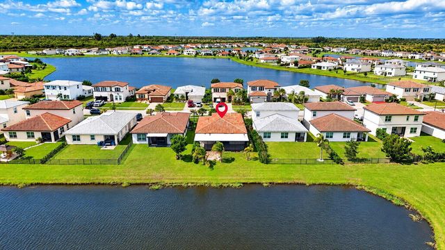 8410 NW GREENBANK Circle, Port St. Lucie, Port St Lucie, FL 34987