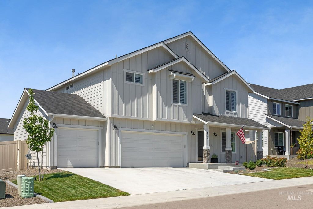 2945 N Mountain Lake Ave, Star, ID 83669