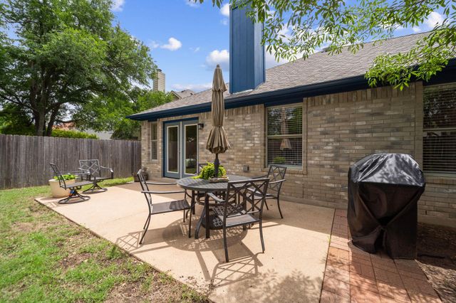 3704 Kissman DR, Austin, TX 78728