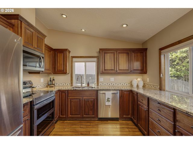 7405 Sw 172ND Ave, Beaverton, OR 97007
