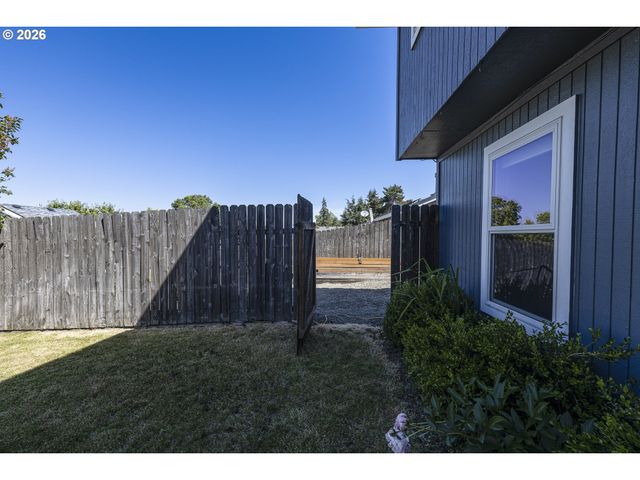 7405 Sw 172ND Ave, Beaverton, OR 97007