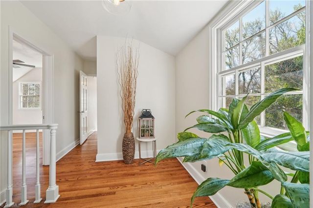 907 Sunset Drive, High Point, NC 27262