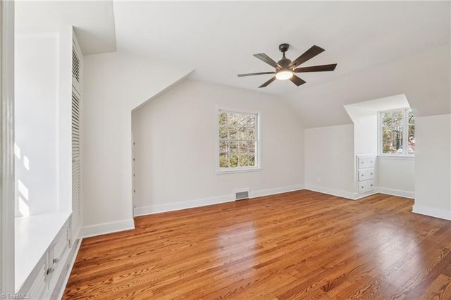 907 Sunset Drive, High Point, NC 27262