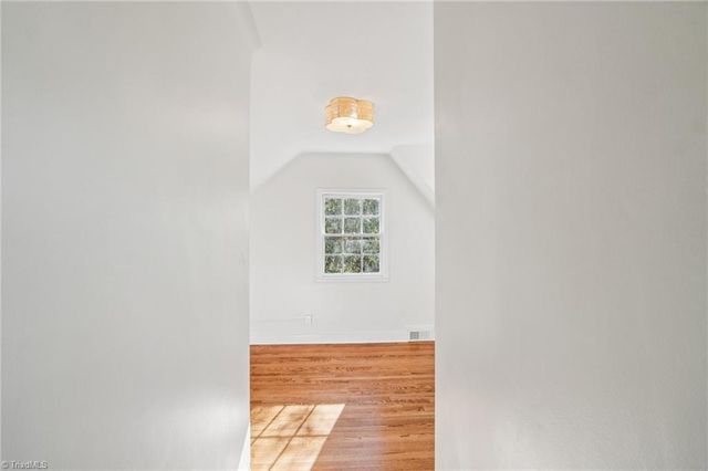 907 Sunset Drive, High Point, NC 27262