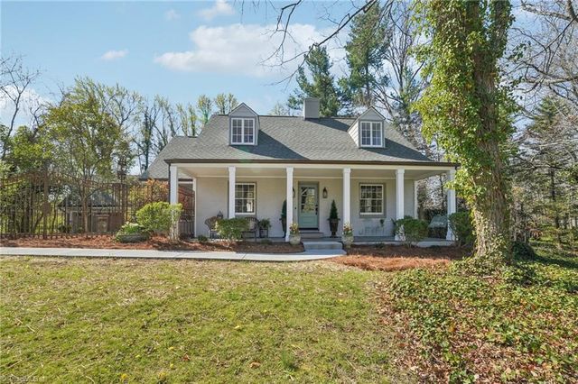 907 Sunset Drive, High Point, NC 27262
