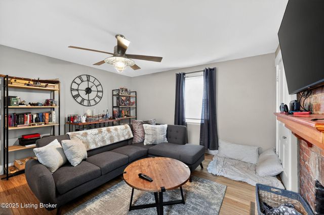 215 Oak St, Ludlow, KY 41016