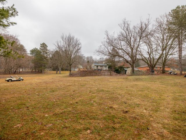 8397 N Riverview Drive, Cooper Twp, MI 49004