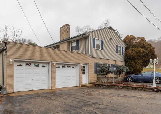 8397 N Riverview Drive, Cooper Twp, MI 49004