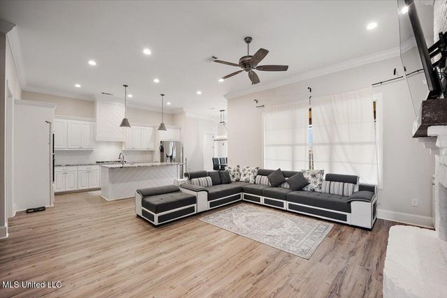 102 Twain Trail, Clinton, MS 39056