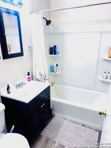 703 mcdougal, San Antonio, TX 78223