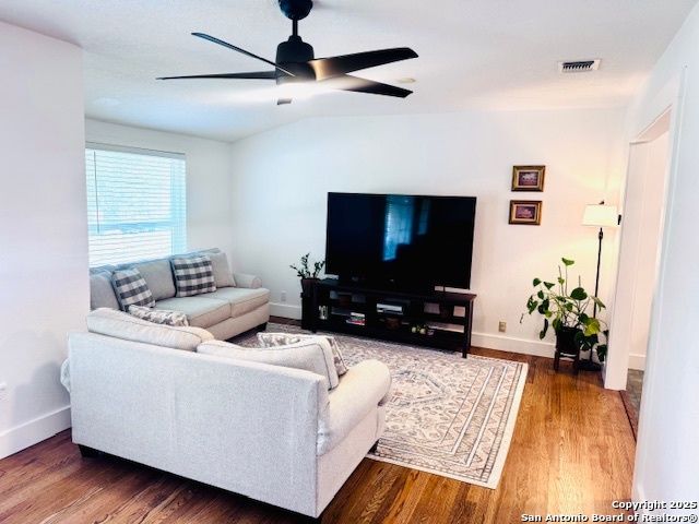 703 mcdougal, San Antonio, TX 78223