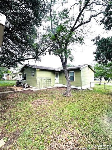 703 mcdougal, San Antonio, TX 78223