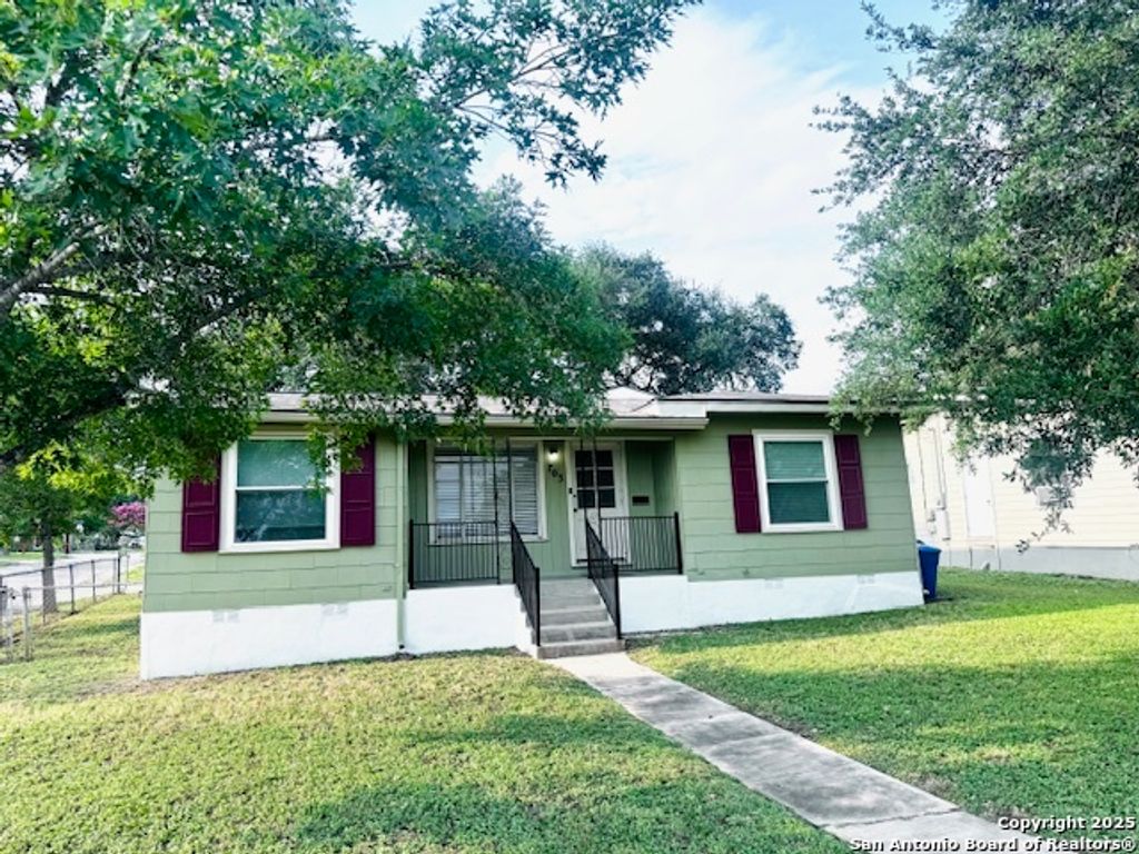703 mcdougal, San Antonio, TX 78223